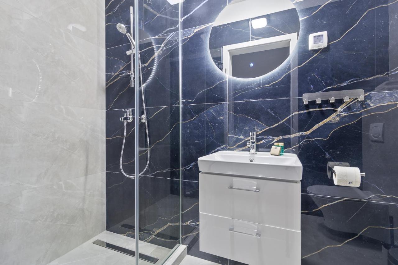 Appartement Grand Hill Flats à Oradea Extérieur photo