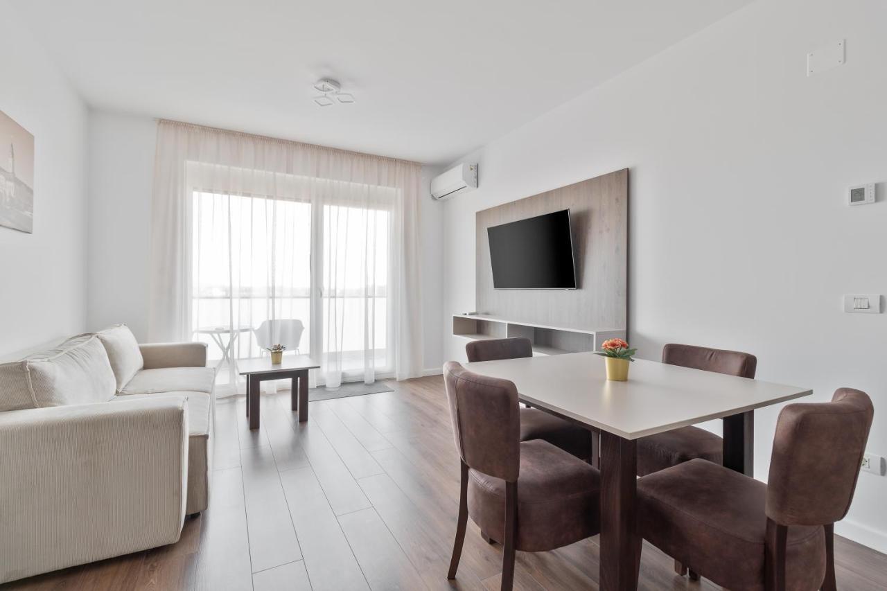 Appartement Grand Hill Flats à Oradea Extérieur photo